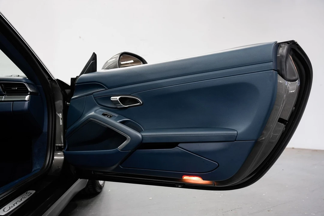 2014 Porsche 991 Carrera S - Image 23 of 31