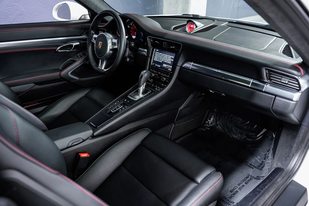 2014 Porsche 991 Carrera S - Image 29 of 31