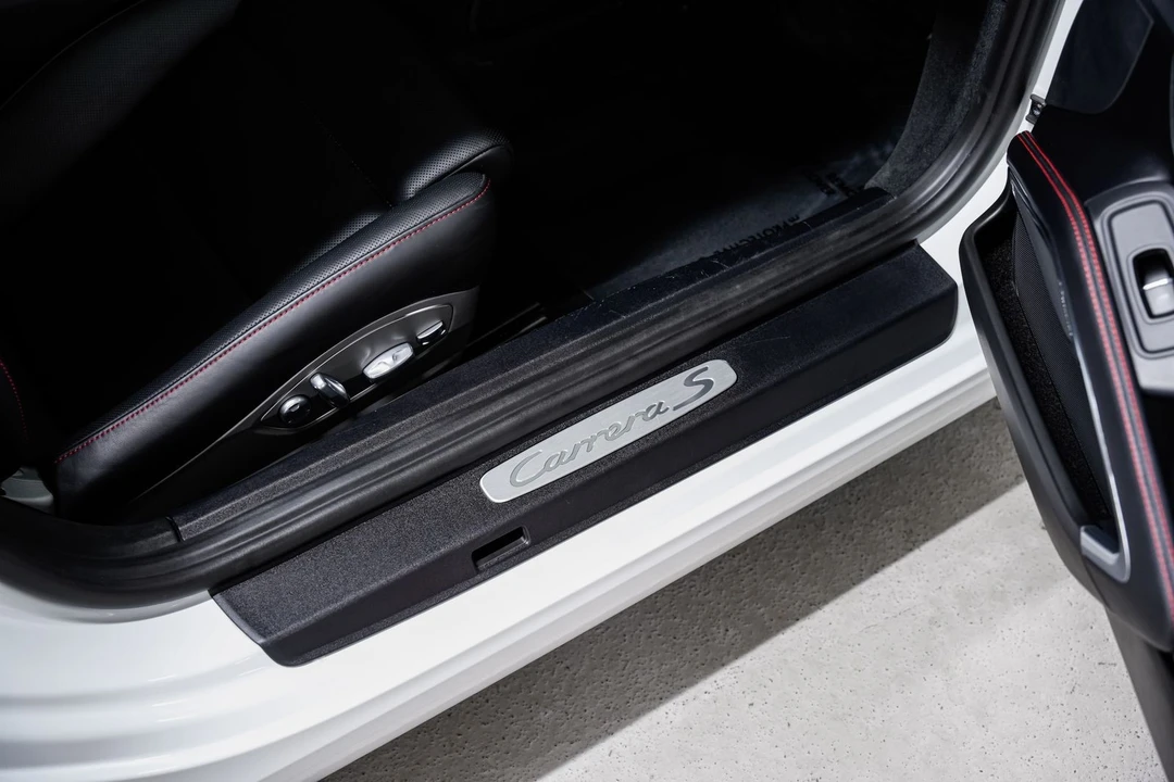 2014 Porsche 991 Carrera S - Image 26 of 31