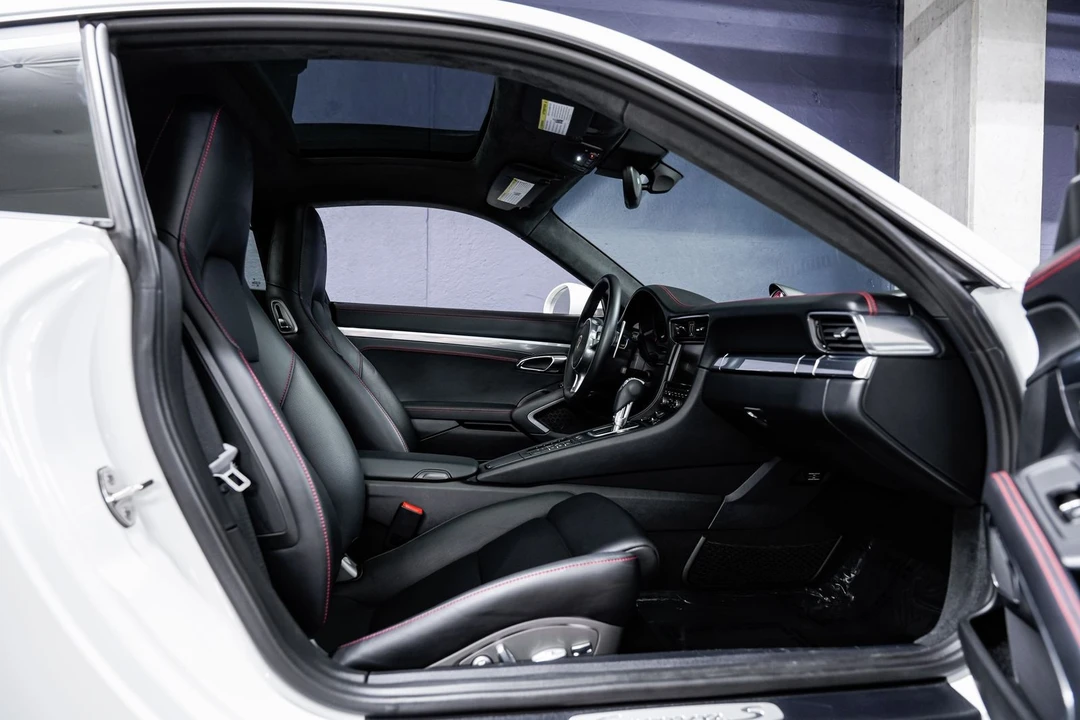 2014 Porsche 991 Carrera S - Image 28 of 31