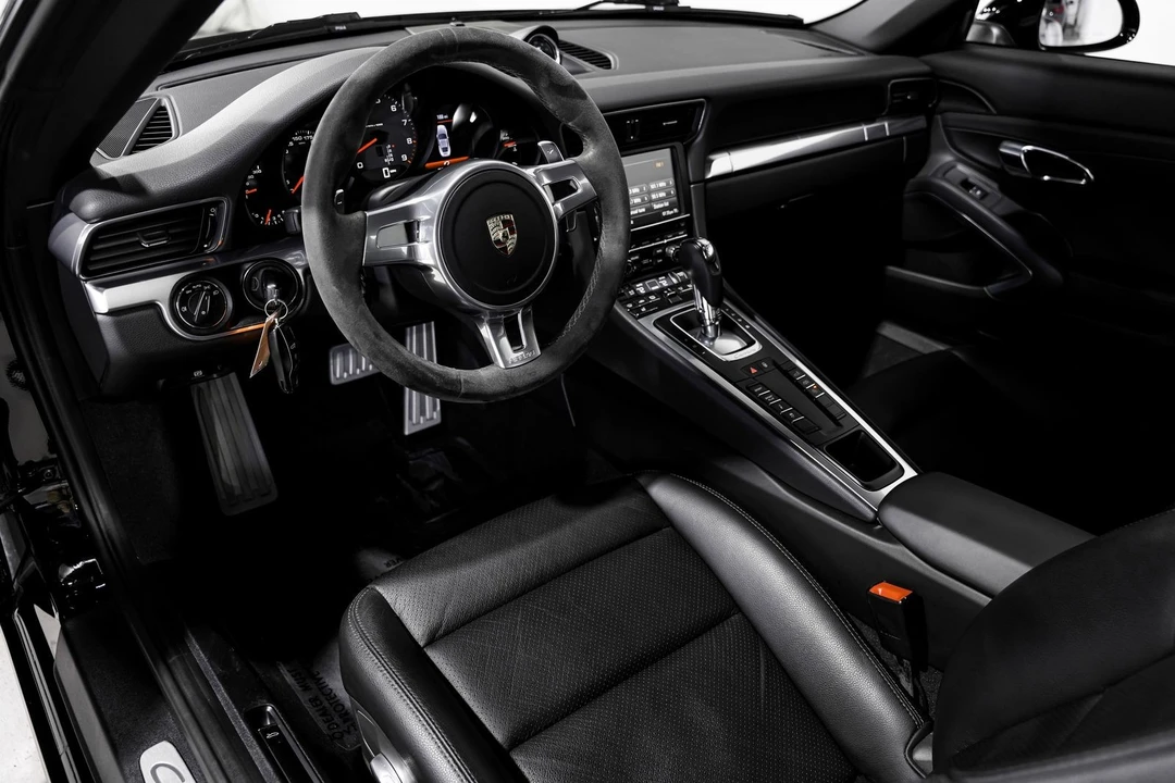 2014 Porsche 991 Carrera S - Image 9 of 31