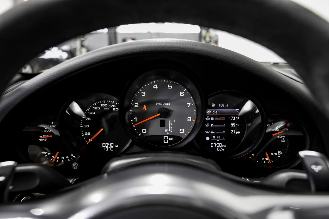2014 Porsche 991 Carrera S - Image 11 of 31