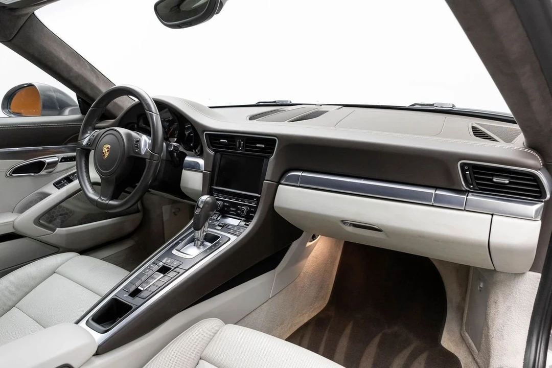 2014 Porsche 991 Carrera - Image 20 of 21