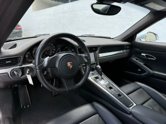 2014 Porsche 991 Carrera - Image 9 of 21