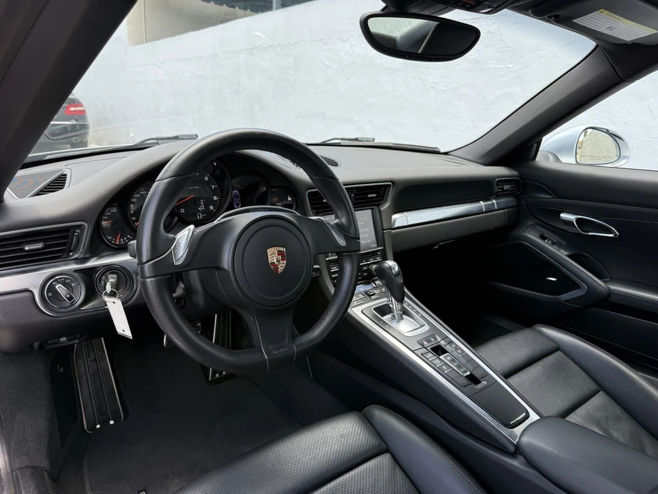 2014 Porsche 991 Carrera - Image 9 of 21