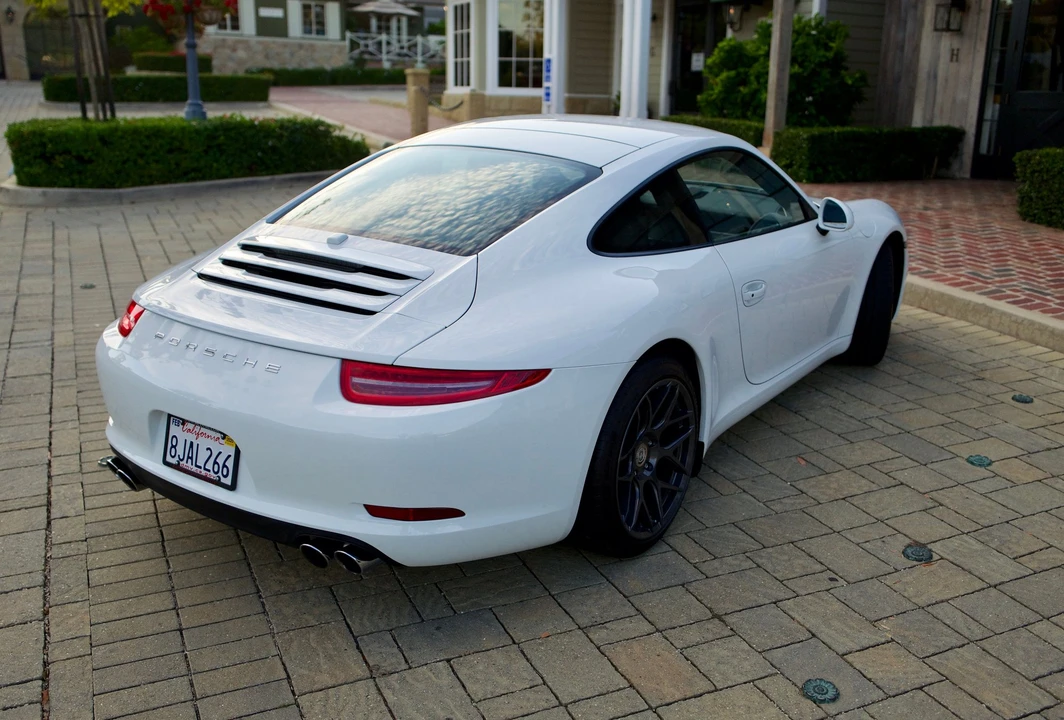 2014 Porsche 991 Carrera - Image 3 of 20