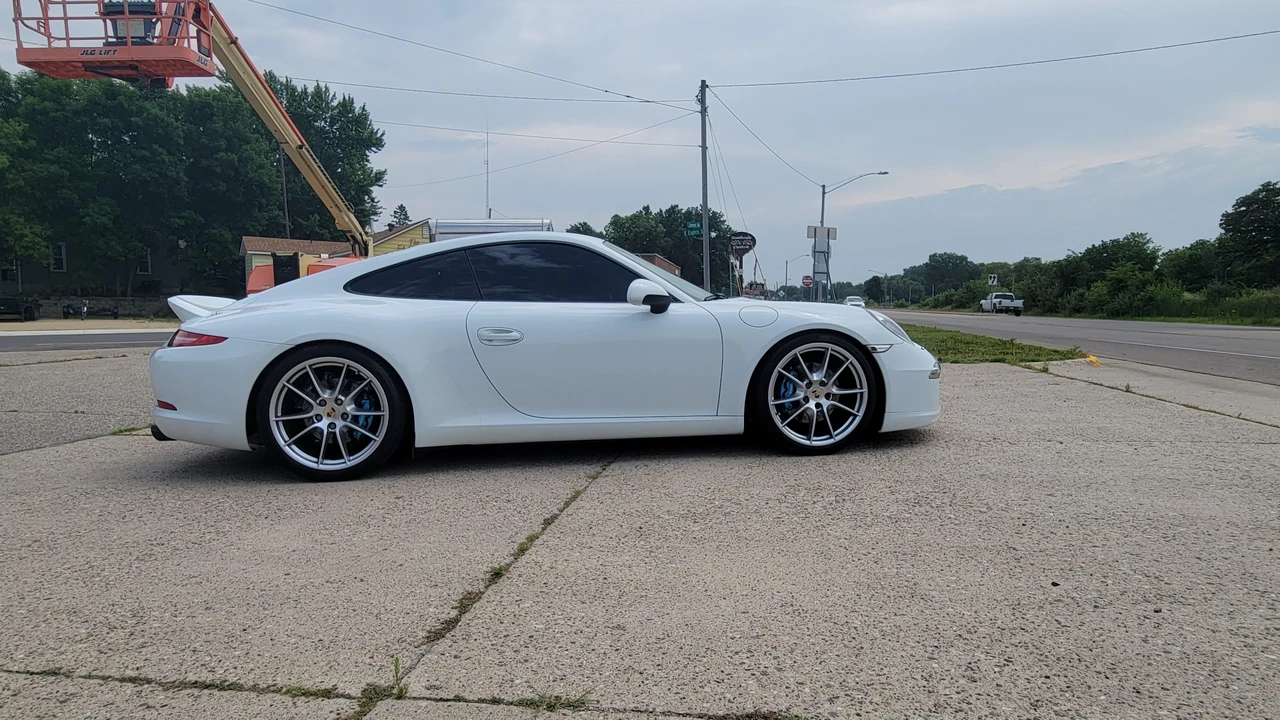 2014 Porsche 991 Carrera - Image 10 of 22