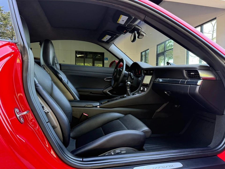 2014 Porsche 991 Carrera - Image 25 of 31