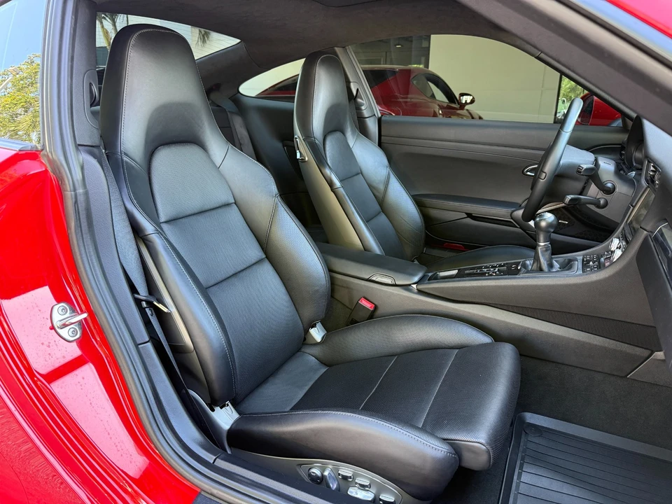 2014 Porsche 991 Carrera - Image 27 of 31