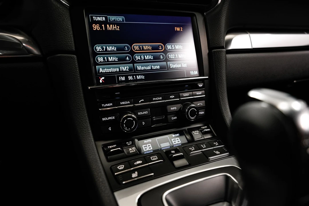 2014 Porsche 991 Carrera - Image 12 of 31