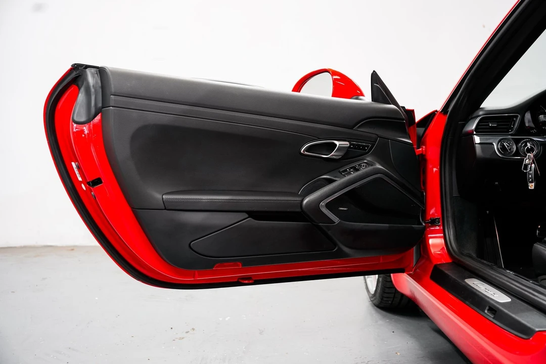 2014 Porsche 991 Carrera - Image 21 of 31