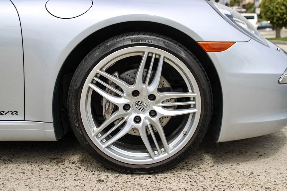 2014 Porsche 991 Carrera - Image 12 of 20