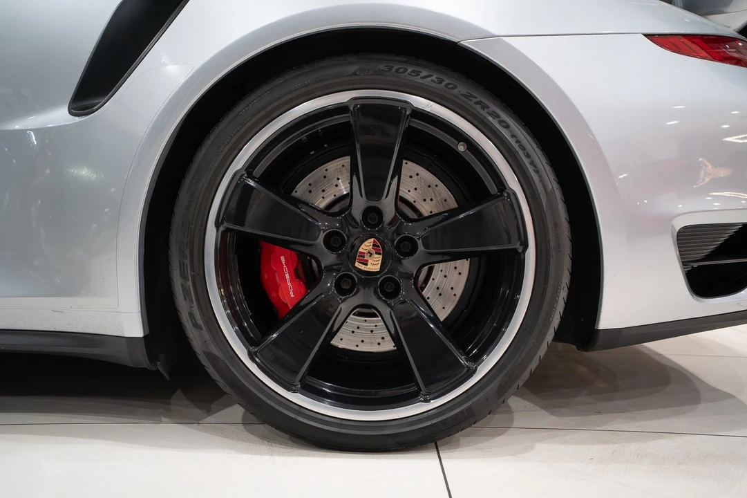 2014 Porsche 991 Carrera - Image 16 of 21