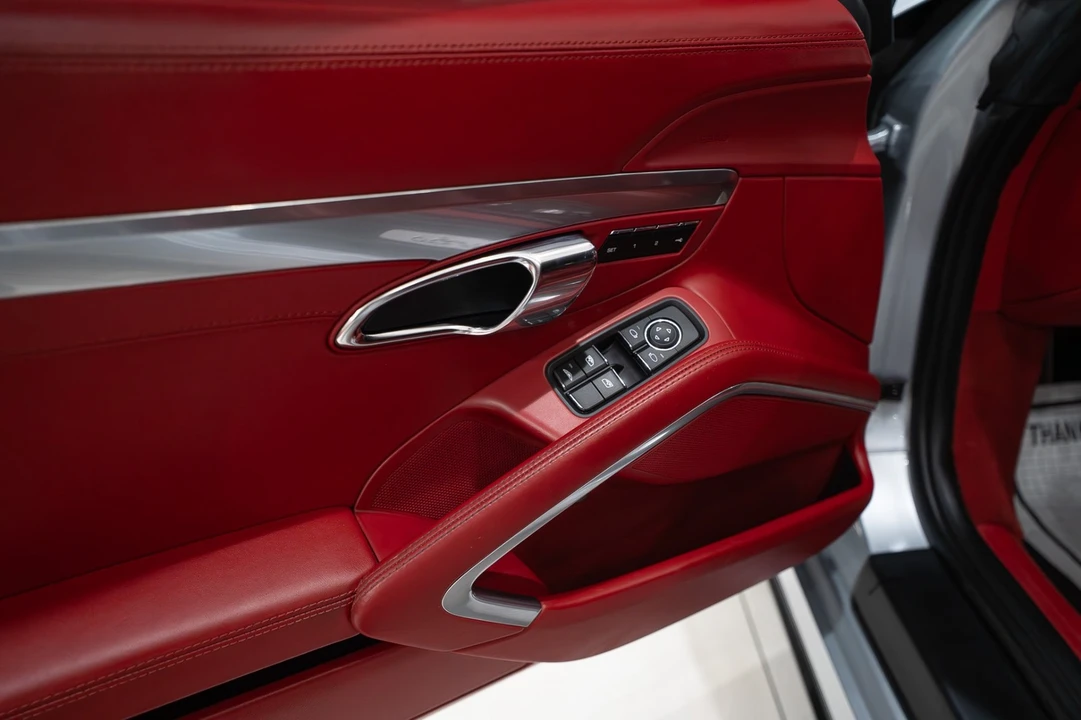 2014 Porsche 991 Carrera - Image 8 of 21
