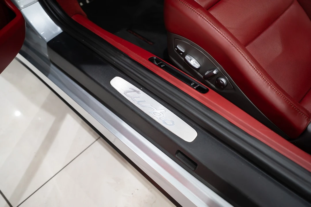 2014 Porsche 991 Carrera - Image 9 of 12