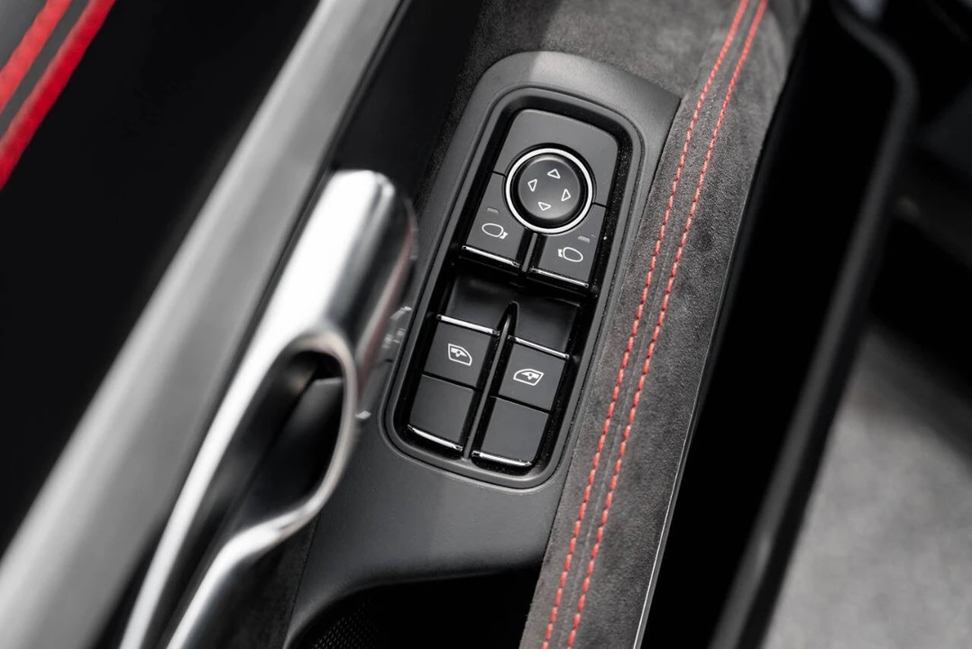 2014 Porsche 991 GT3 - Image 18 of 21