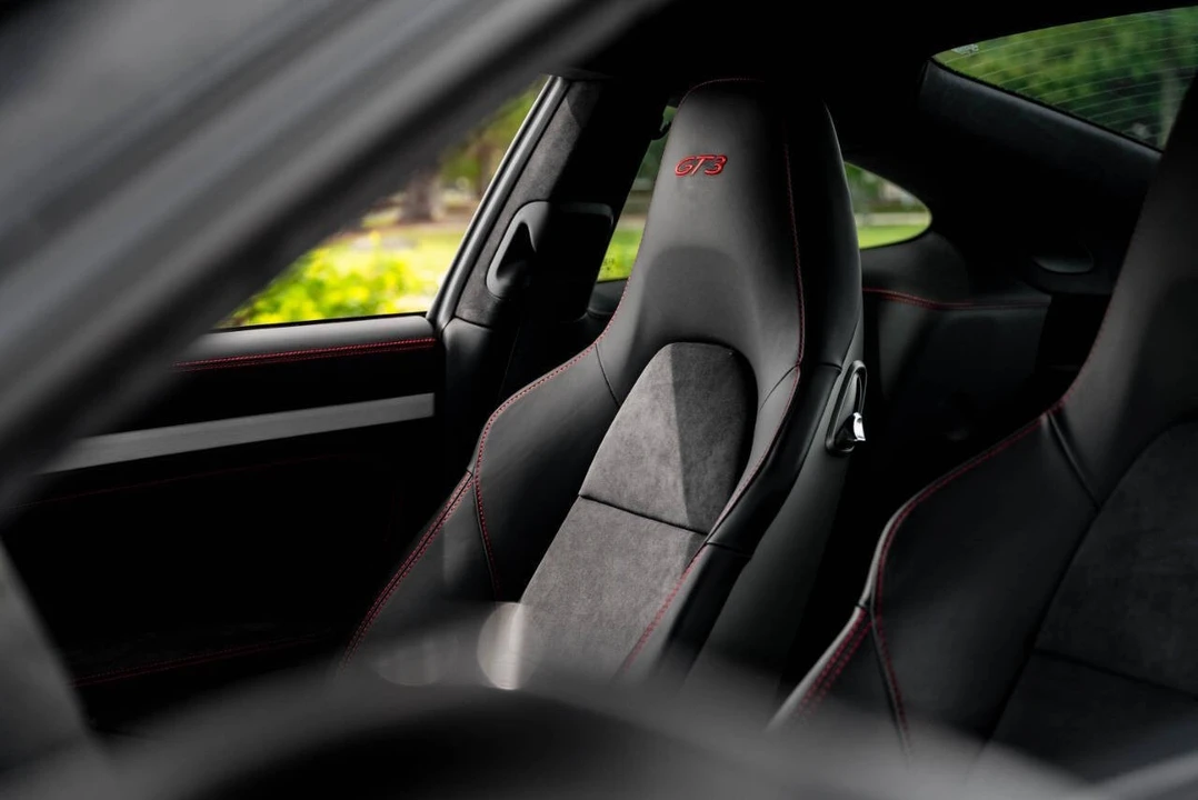 2014 Porsche 991 GT3 - Image 16 of 21