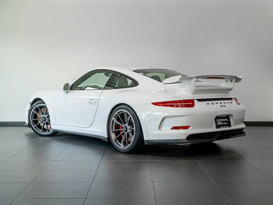 2014 Porsche 991 GT3 - Image 20 of 31