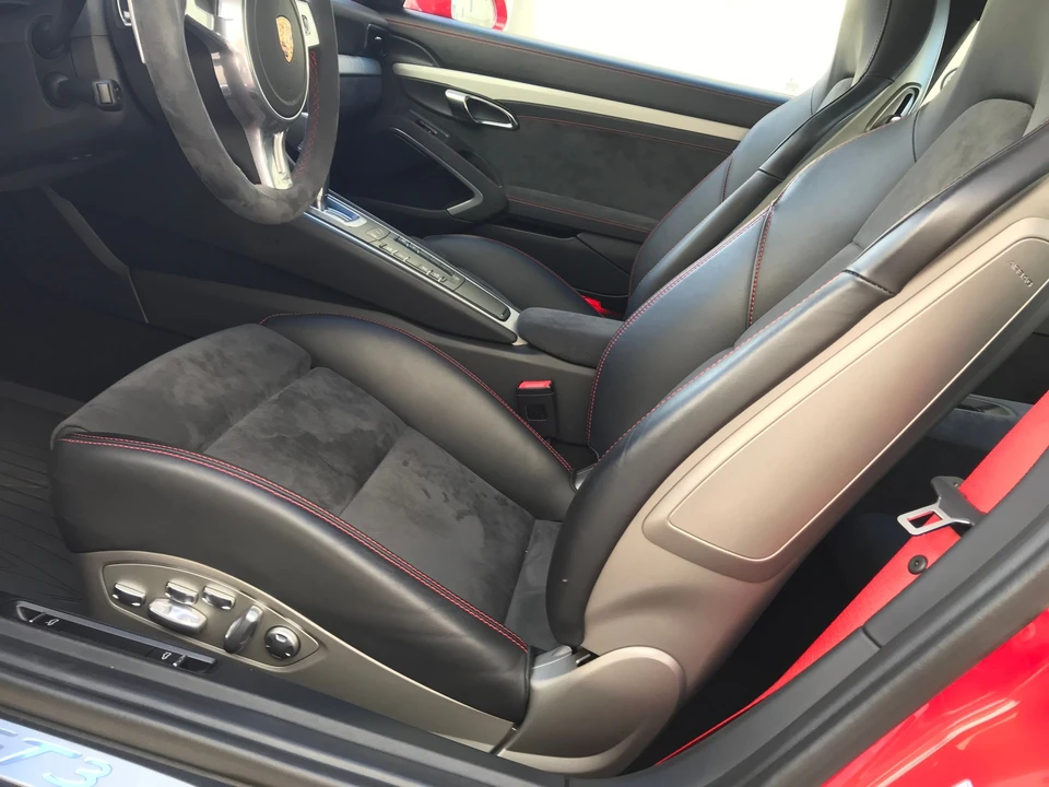 2014 Porsche 991 GT3 - Image 21 of 31