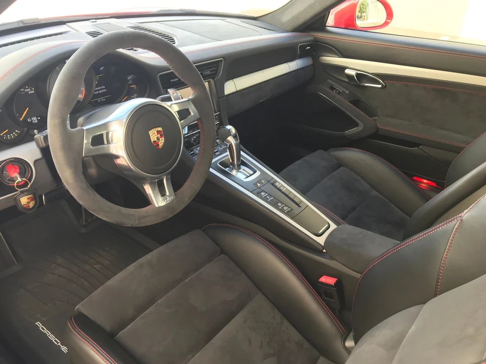 2014 Porsche 991 GT3 - Image 19 of 31