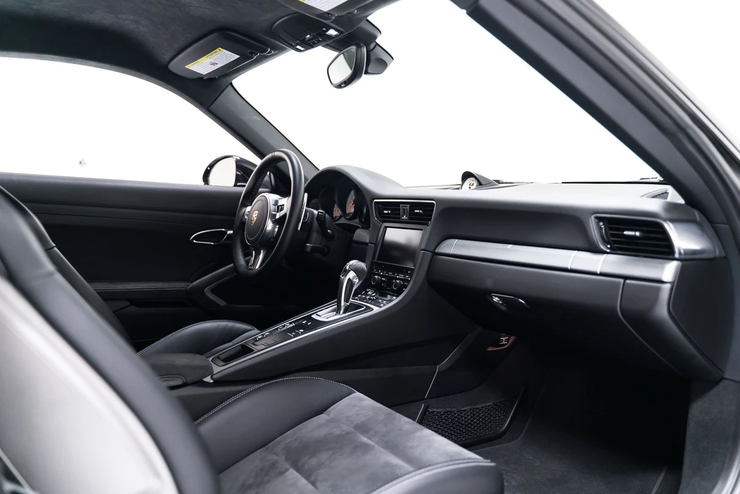 2014 Porsche 991 GT3 - Image 22 of 31
