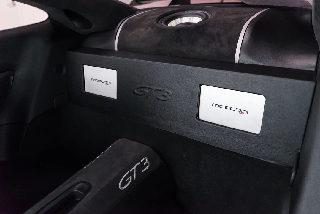 2014 Porsche 991 GT3 - Image 19 of 31