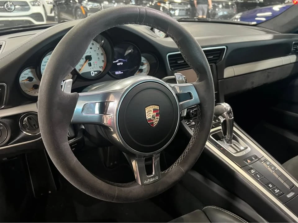 2014 Porsche 991 GT3 - Image 2 of 13