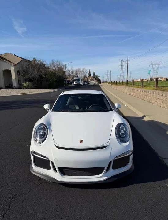 2014 Porsche 991 GT3 - Image 2 of 14