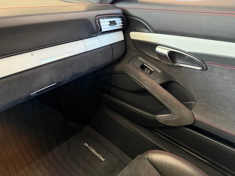 2014 Porsche 991 GT3 - Image 11 of 14