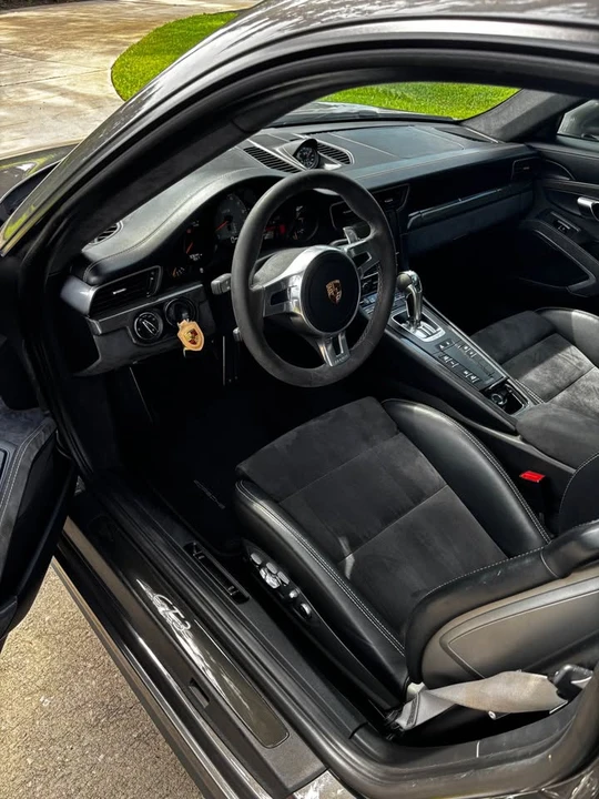 2014 Porsche 991 GT3 - Image 9 of 12