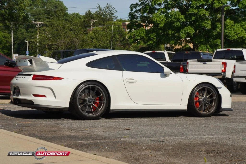 2014 Porsche 991 GT3 - Image 7 of 31