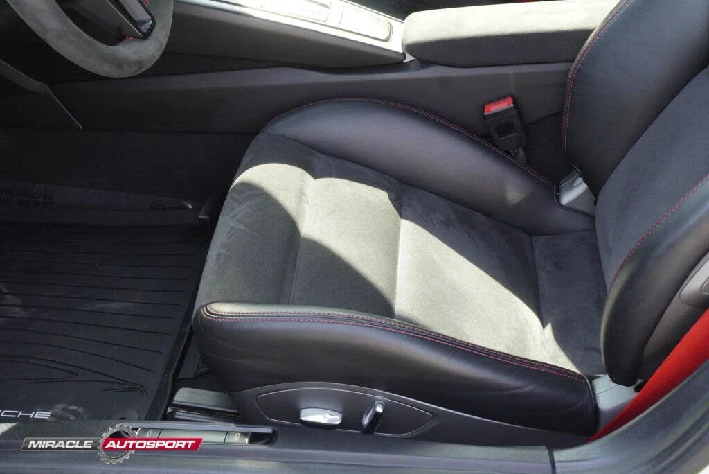 2014 Porsche 991 GT3 - Image 19 of 31