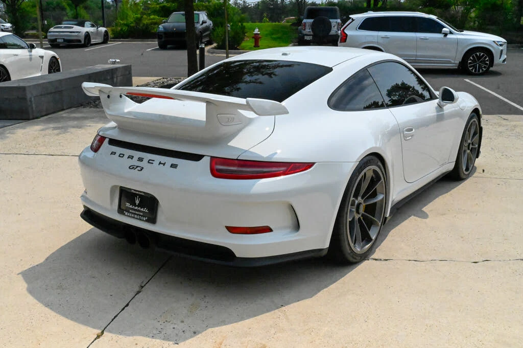 2014 Porsche 991 GT3 - Image 5 of 31
