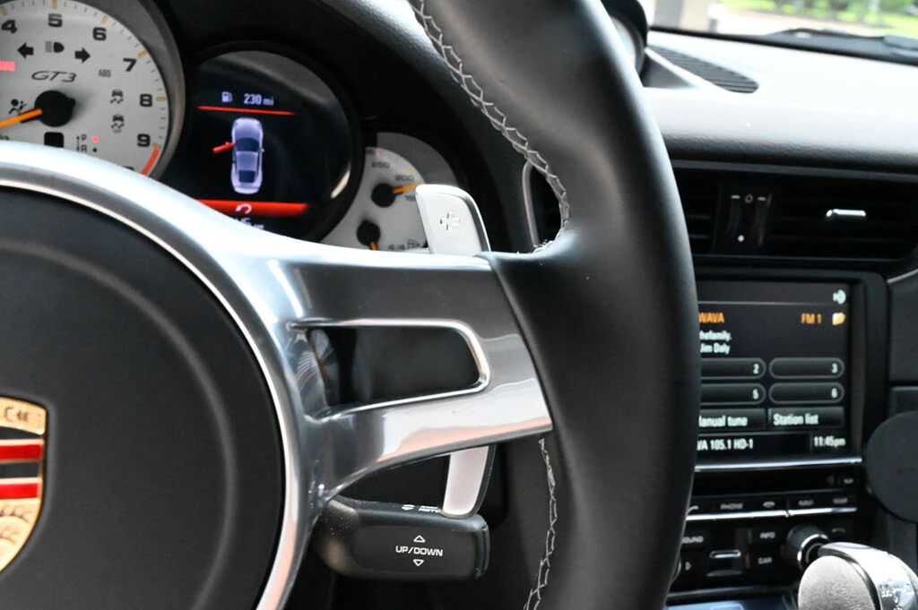 2014 Porsche 991 GT3 - Image 29 of 31