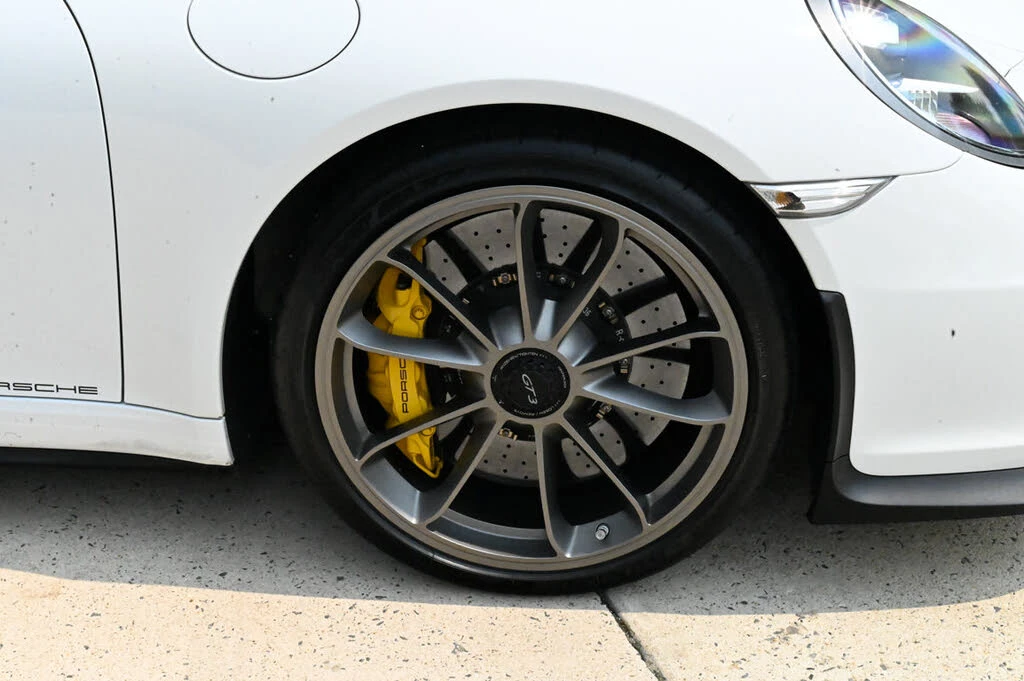 2014 Porsche 991 GT3 - Image 12 of 31