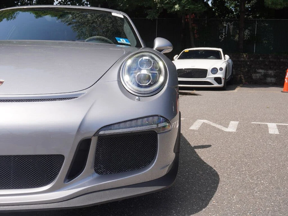 2014 Porsche 991 GT3 - Image 11 of 31