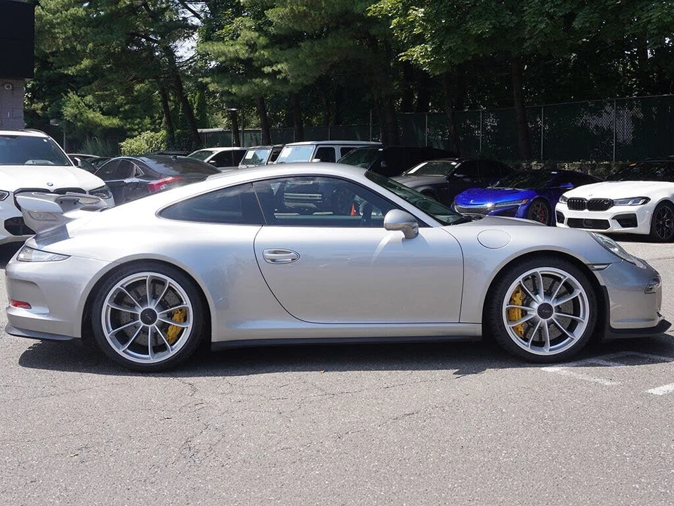2014 Porsche 991 GT3 - Image 15 of 31