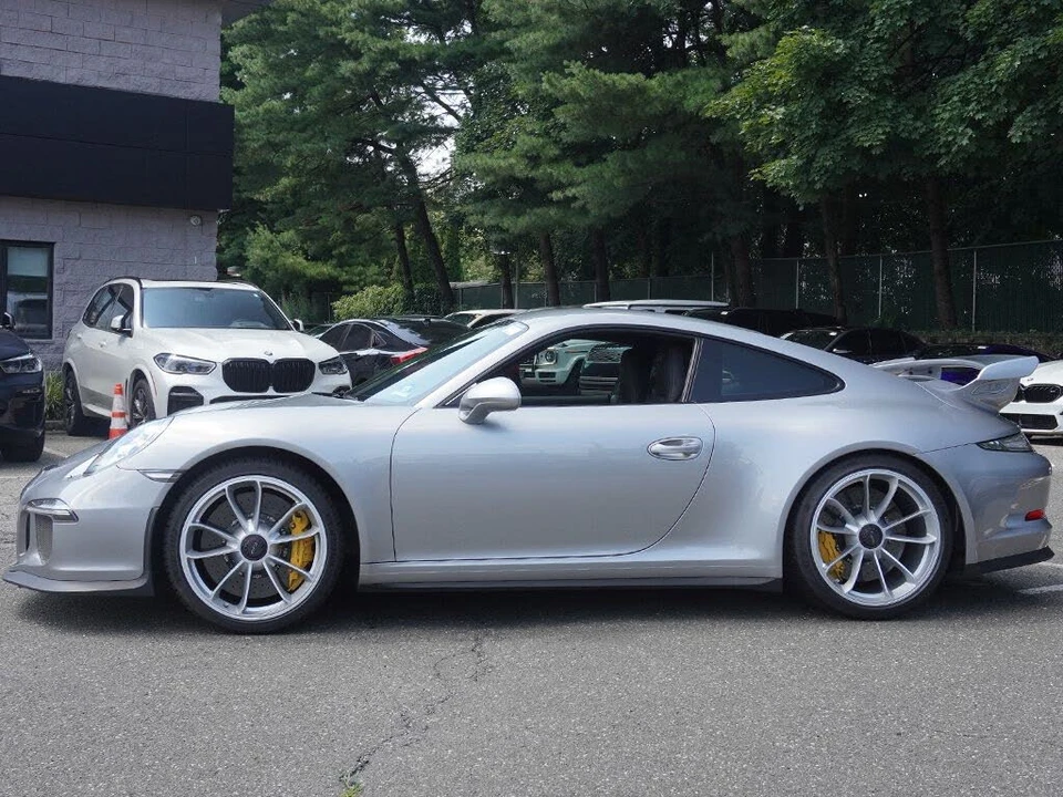 2014 Porsche 991 GT3 - Image 14 of 31