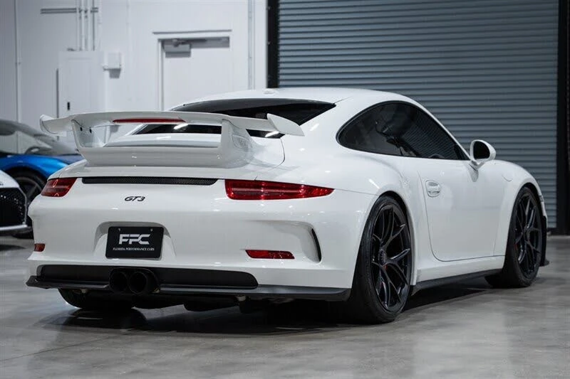 2014 Porsche 991 GT3 - Image 15 of 31