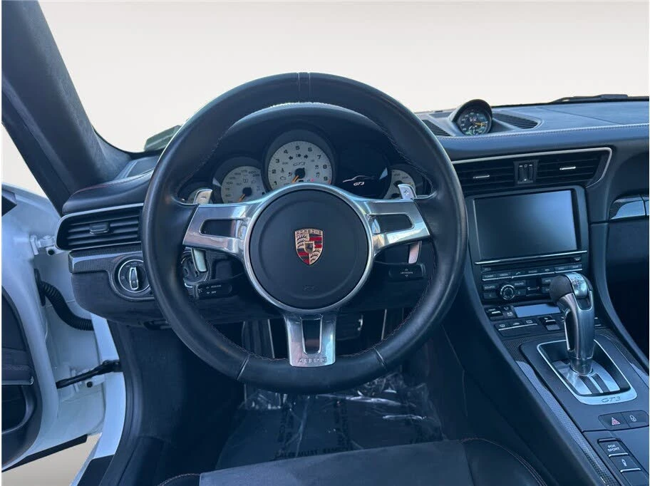 2014 Porsche 991 GT3 - Image 12 of 31