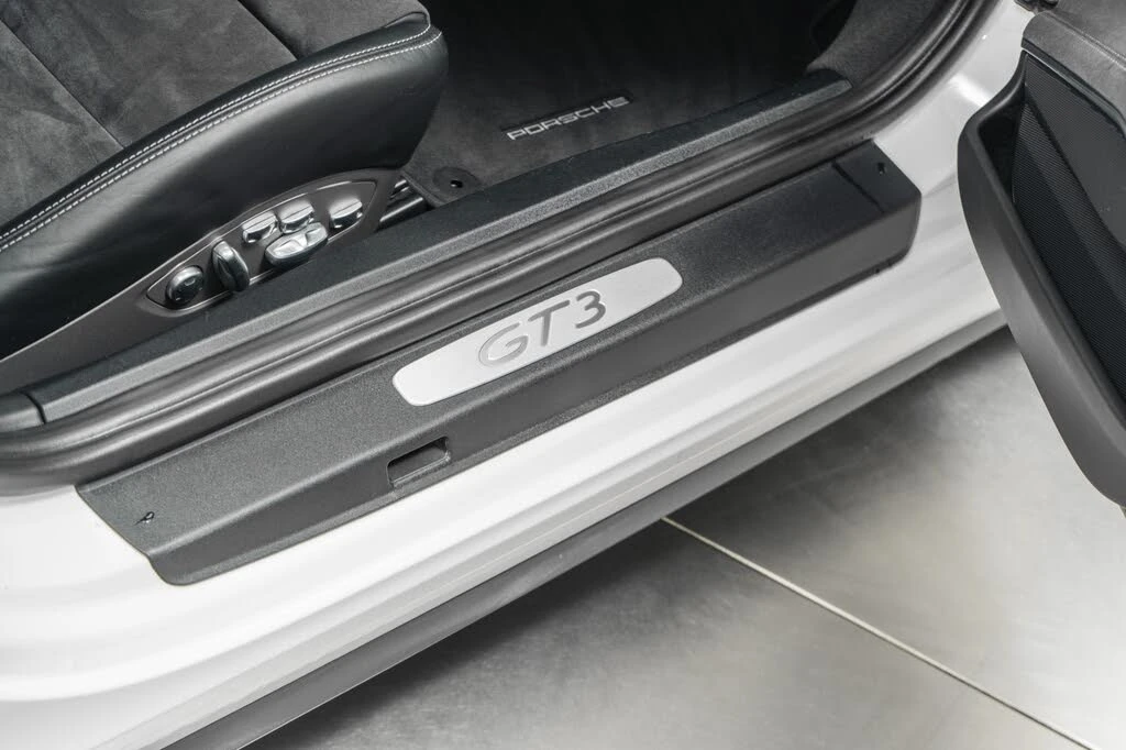 2014 Porsche 991 GT3 - Image 31 of 31