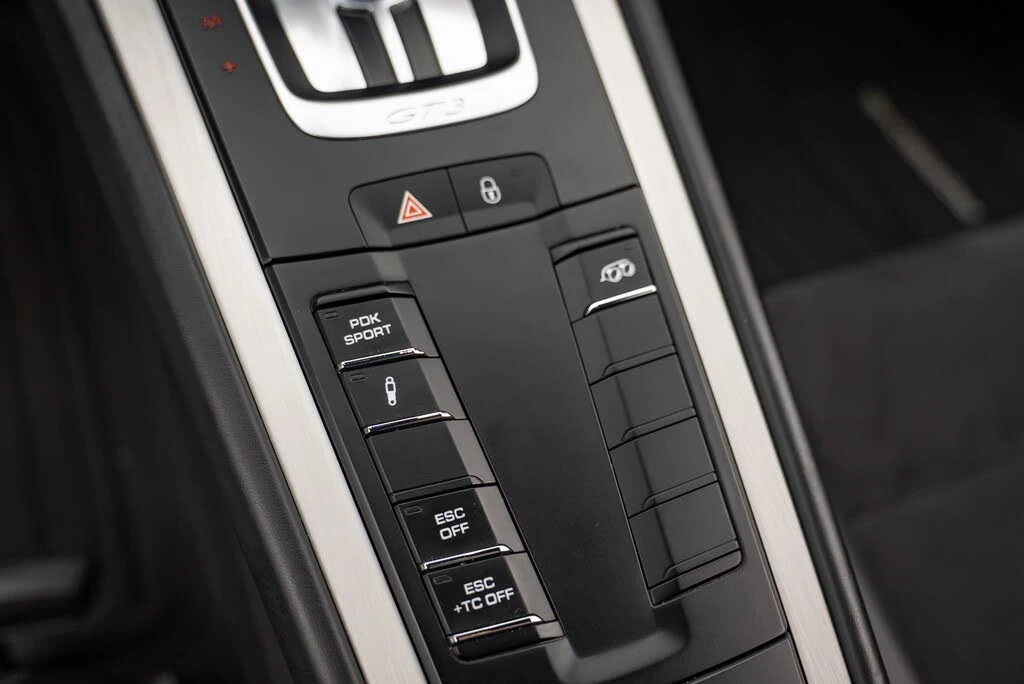 2014 Porsche 991 GT3 - Image 16 of 21