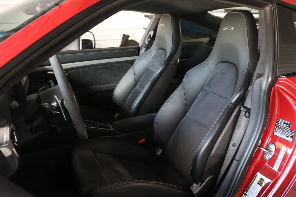 2014 Porsche 991 GT3 - Image 18 of 31