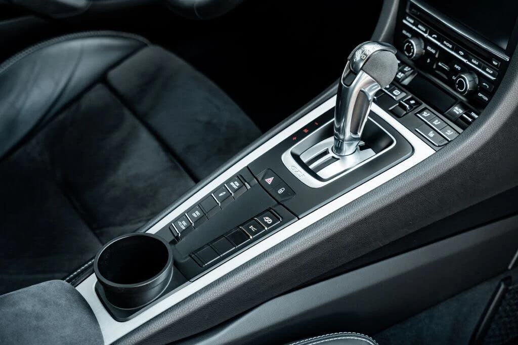 2014 Porsche 991 GT3 - Image 25 of 31