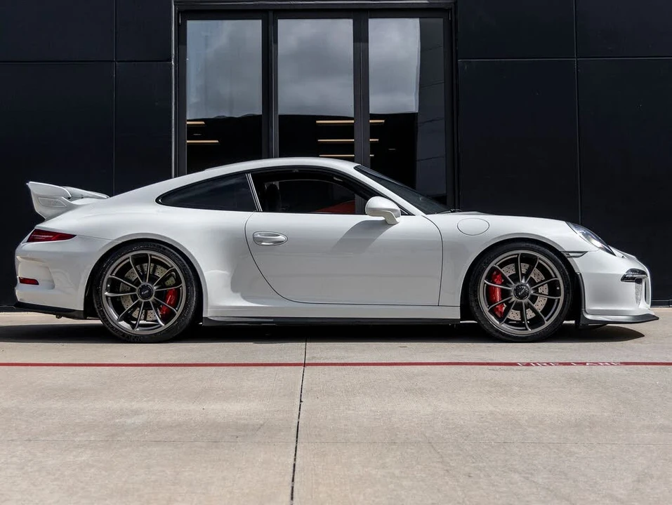 2014 Porsche 991 GT3 - Image 12 of 31