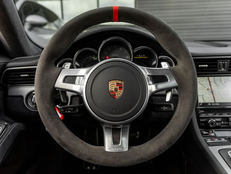 2014 Porsche 991 GT3 - Image 27 of 31