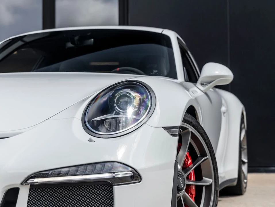 2014 Porsche 991 GT3 - Image 19 of 31