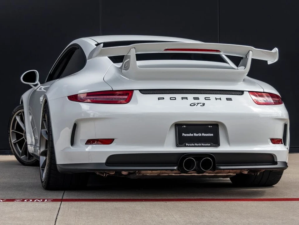 2014 Porsche 991 GT3 - Image 3 of 31
