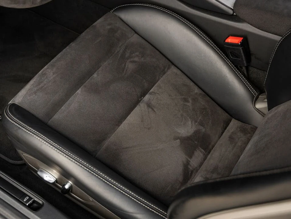 2014 Porsche 991 GT3 - Image 25 of 31