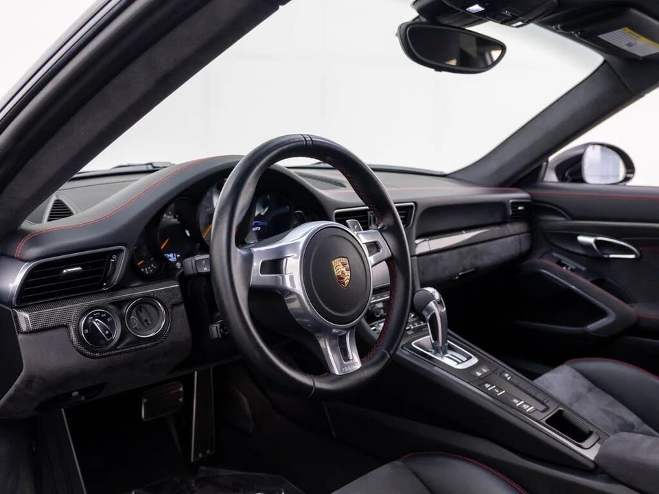 2014 Porsche 991 GT3 - Image 4 of 31